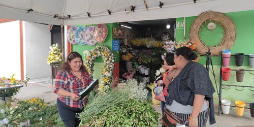Florería San Juditas registra intensa actividad por festividad de San Judas Tadeo