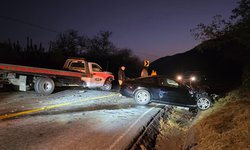 Accidente vehicular en la carretera federal 70 deja un lesionado