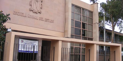 Por contagios Covid suspende clases Escuela Normal del Estado