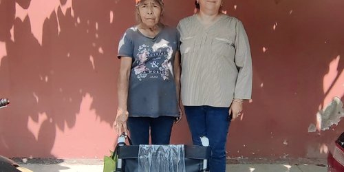 Entregan silla de ruedas a adulta mayor en Ciudad Fernández con apoyo de INAPAM y fundación