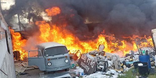 Clausuran tiradero clandestino tras incendio en Villa de Pozos