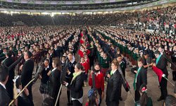 Más de 4 mil estudiantes juran lealtad a la Bandera