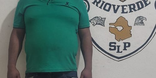 Arrestan a “La Tuna” por conducta agresiva y presunto exhibicionismo en Rioverde