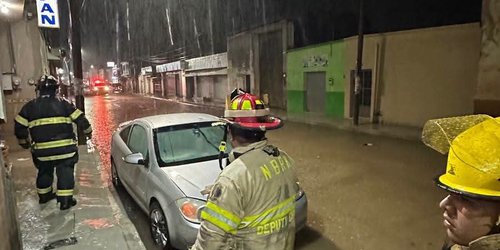 Bomberos de Ciudad Fernández atienden emergencias por lluvias y otros reportes