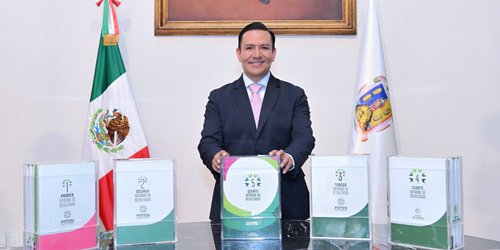 Funcionarios estatales acudirán al Congreso por la Glosa del Quinto Informe