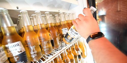 Frenan nuevos permisos de alcohol; buscan reducir el número de licencias en el municipio