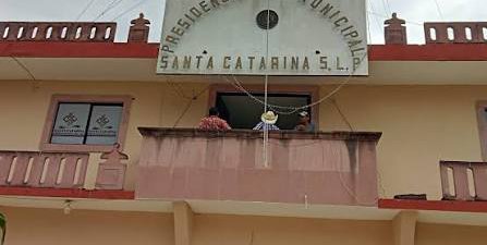 Atienden a más de 150 personas en jornada de audiencias ciudadanas en Santa Catarina