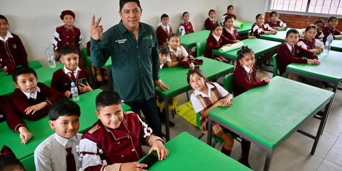 Ricardo Gallardo inicia en Vanegas construcción de una de las Unidades Deportivas más grandes de la región