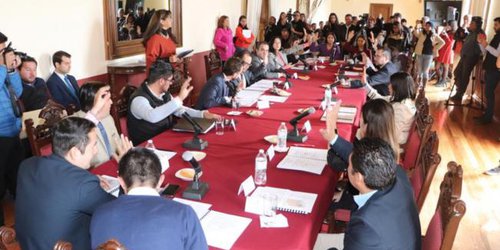 Denuncian despidos injustificados en Ayuntamiento capitalino