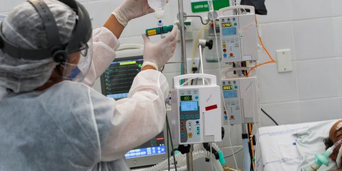 Prevén 12 mil contagios y 240 muertes por tercera ola COVID
